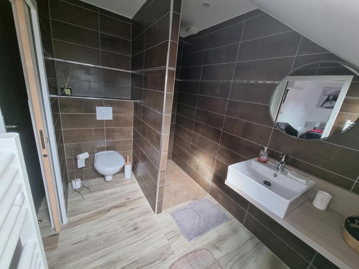 Le 4 Bed & Breakfast Montignac-Lascaux Eksteriør bilde