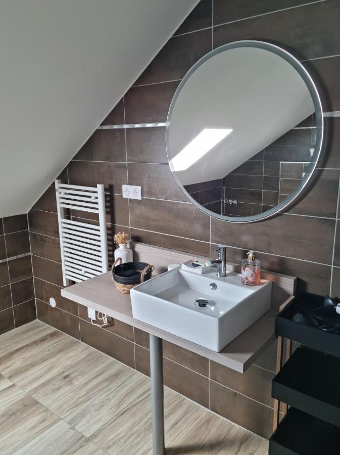 Le 4 Bed & Breakfast Montignac-Lascaux Eksteriør bilde